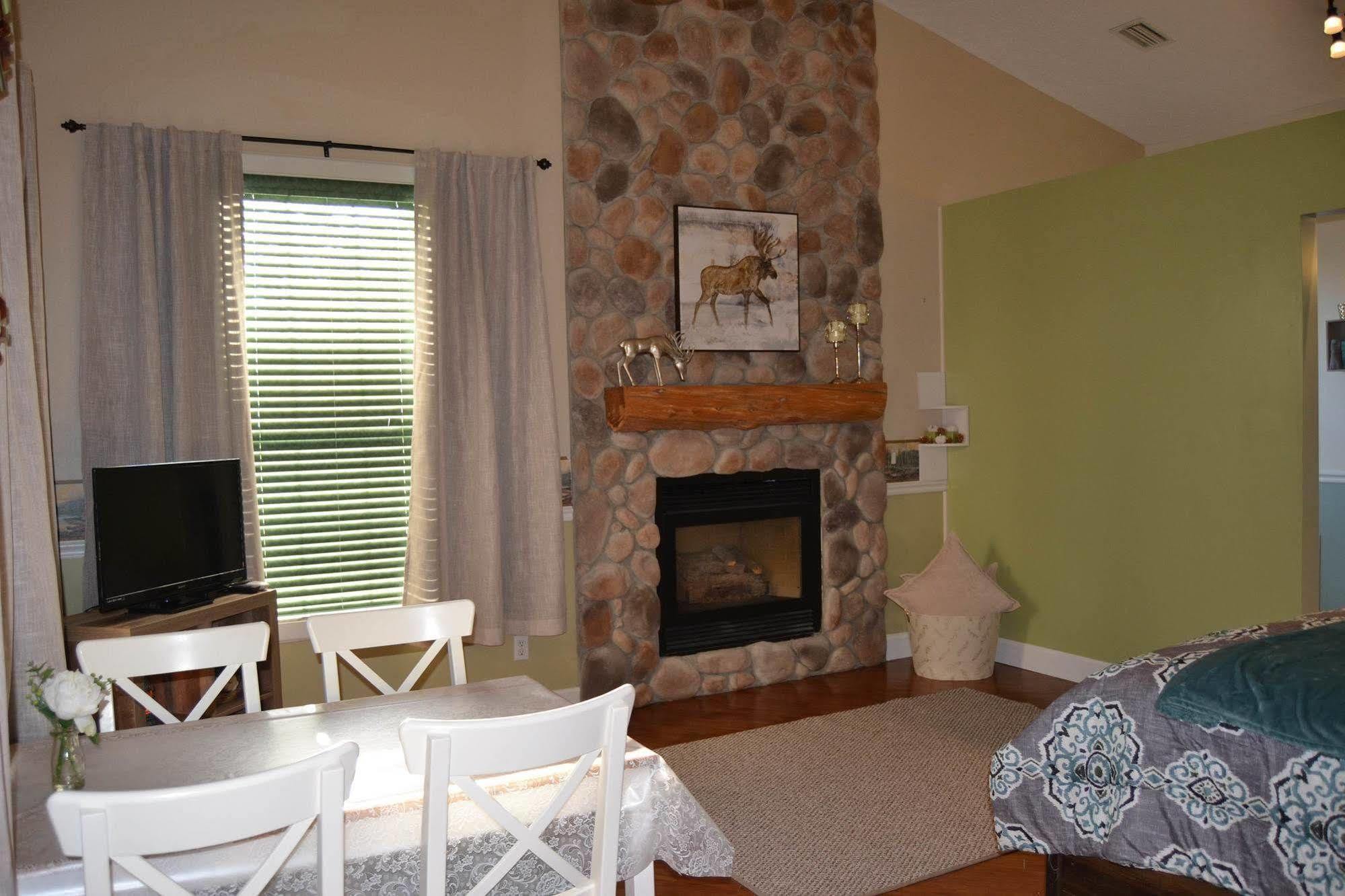 Rock Pointe Ranch Bed & Breakfast Floral City Luaran gambar